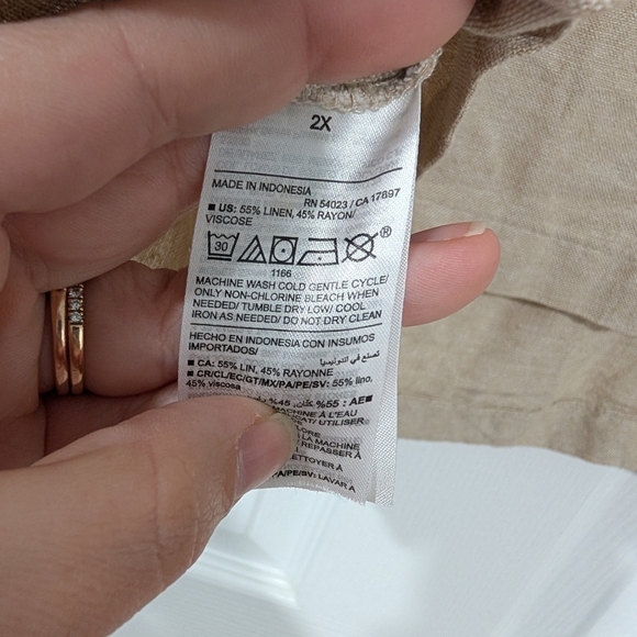 NWT Old Navy Beige Sleeveless Linen-Blend Crop Top in Size 2X - Picture 9 of 9